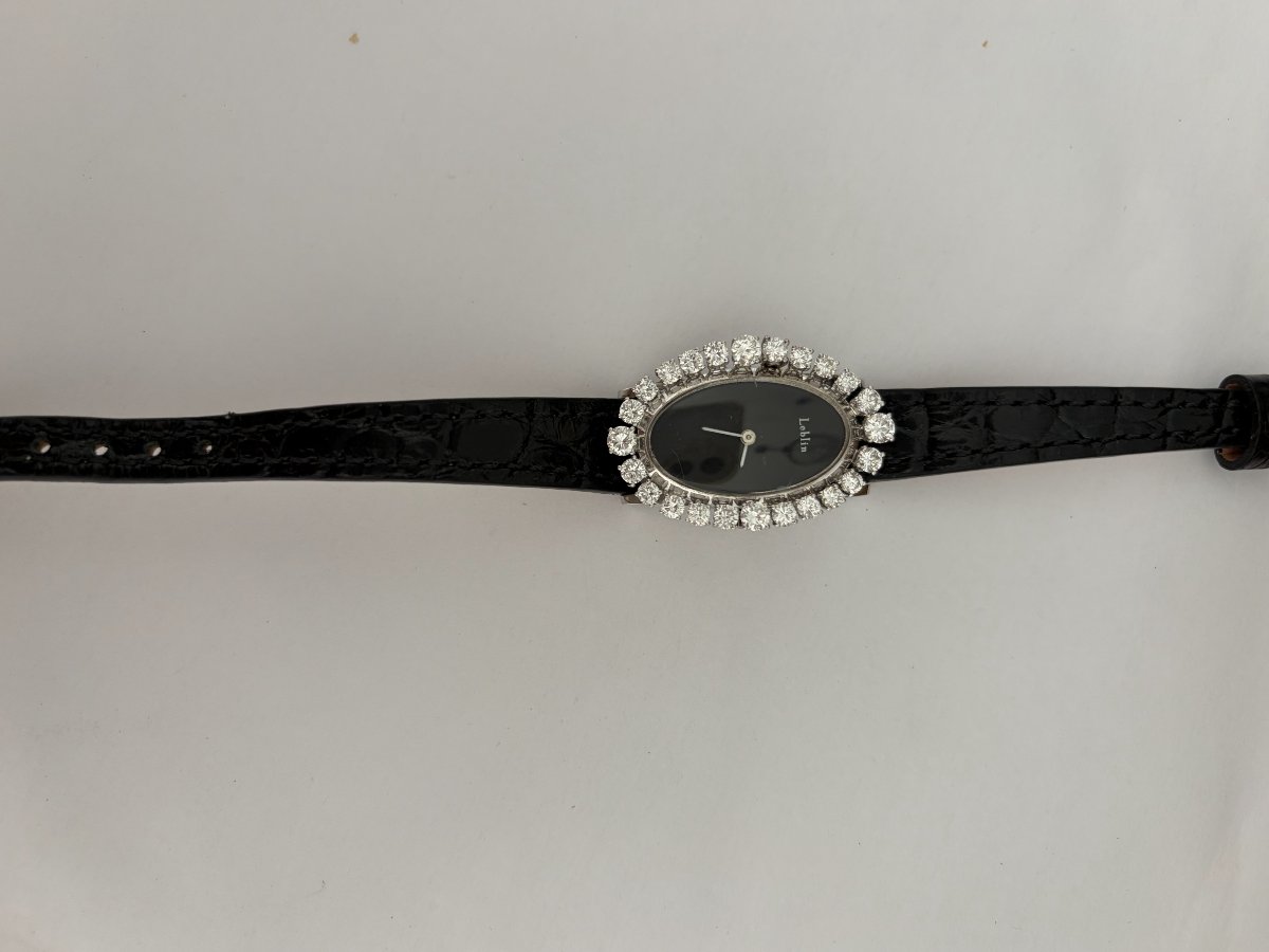 8110 - White Gold Dress Watch With 1.40 Ct Diamonds-photo-1