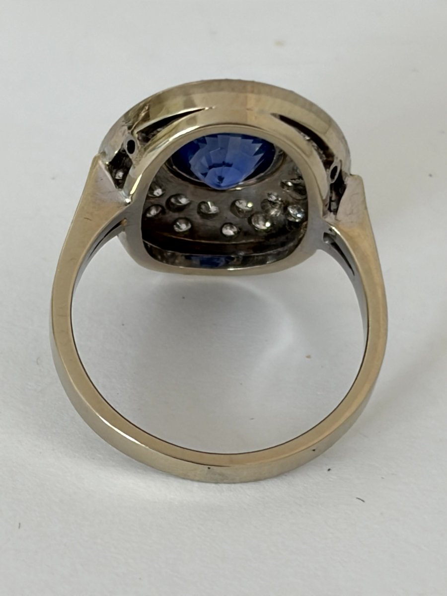 8117 - Vintage White Gold Ring With Sapphire And Diamonds-photo-4