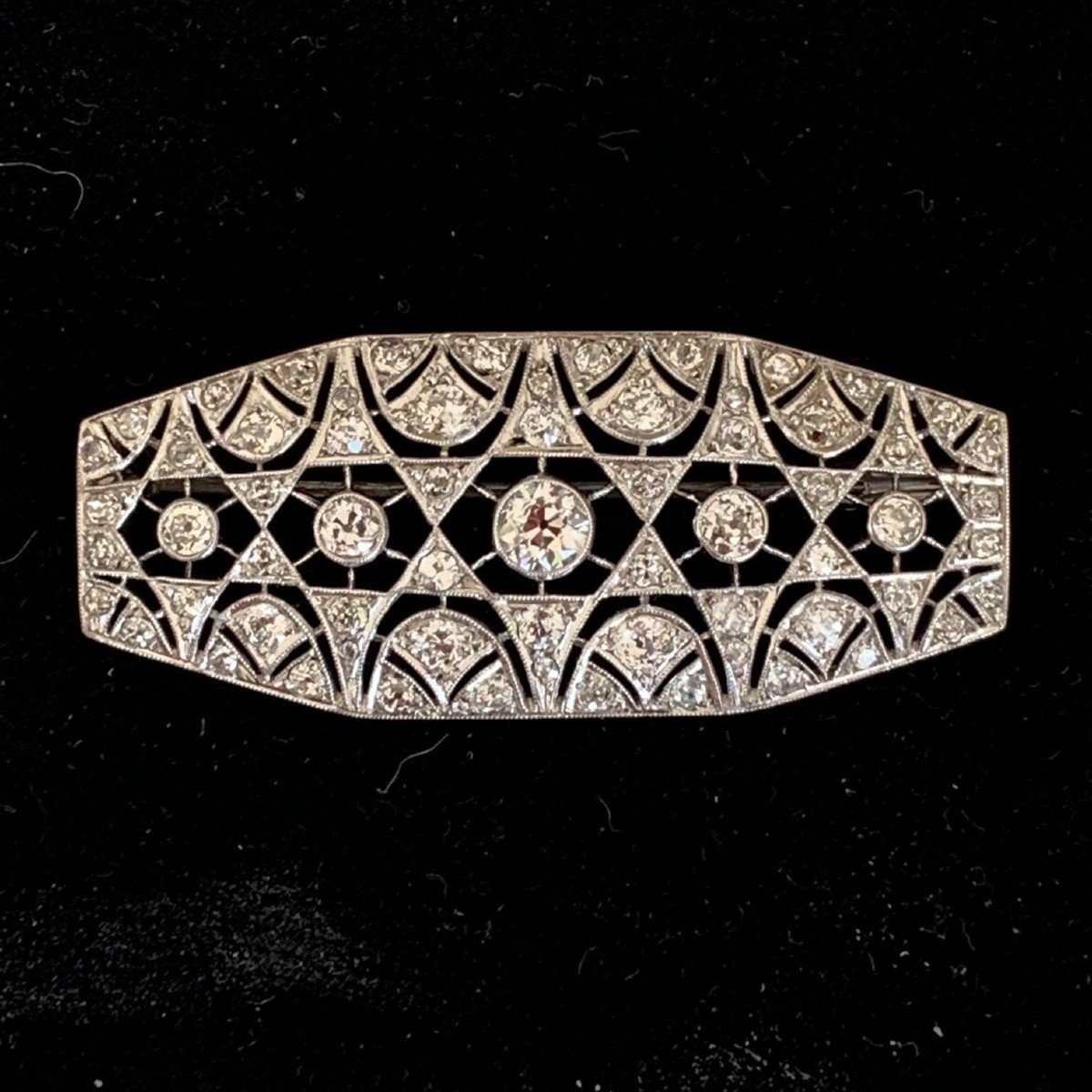 3301 – 1925 Platinum Plate Diamond Brooch