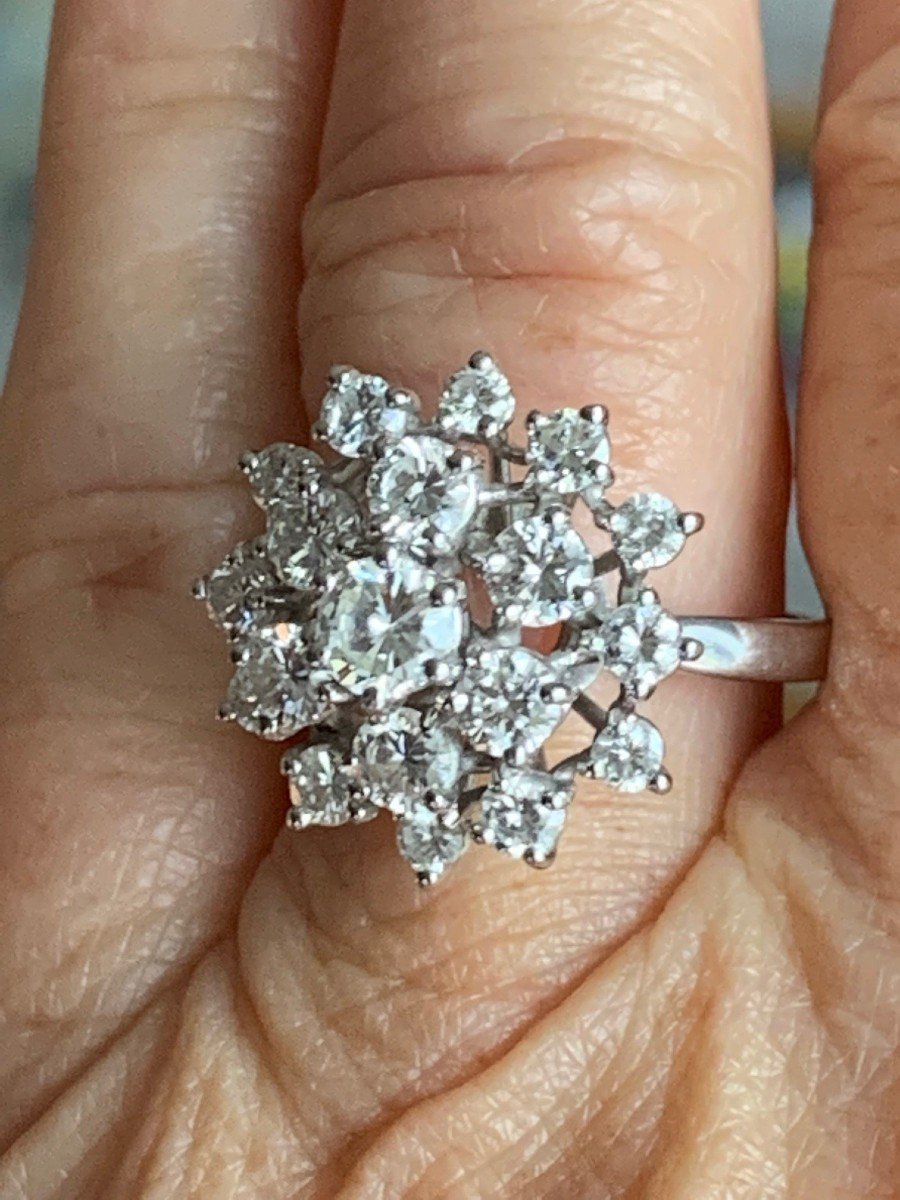 2616 – White Gold Diamond Flower Ring-photo-2