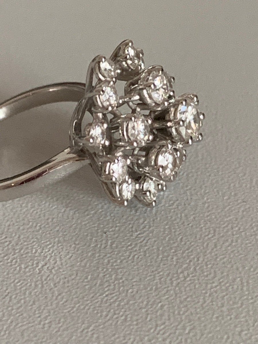 2616 – White Gold Diamond Flower Ring-photo-4