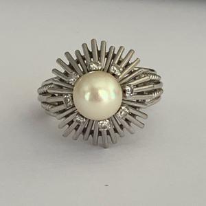 2266 – 1950s White Gold Pearl Diamonds Skirt Ring