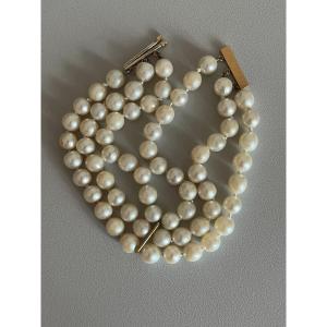 3907– Bracelet 3 Rows Pearls Clasp Yellow Gold