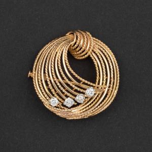 3104– Sixties Yellow Gold Diamond Brooch