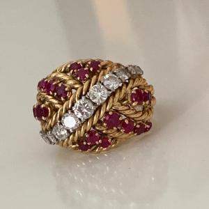 2361– Ring Yellow Gold Twisted Ruby Diamonds Years 60-70