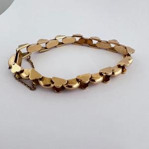 3929– Yellow Gold Curved Mesh Bracelet