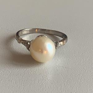 3412– Pearl White Gold Ring