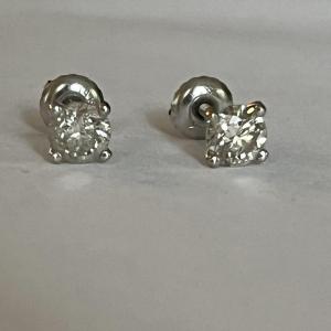 2771– Diamond Stud Earrings 1.04 Ct