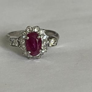 4495- White Gold Ruby Diamond Ring