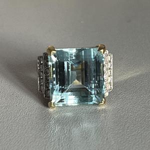 4912- Bague Chevalière Or Jaune Aigue-marine Diamants
