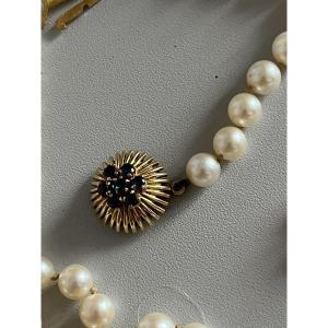 5238- Akoya Pearl Necklace Yellow Gold Clasp Sapphires