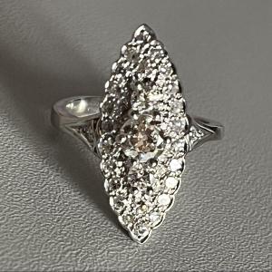 5319- Marquise Ring White Gold Diamonds (0.50 Ct In The Center)