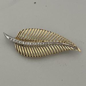 5324- Broche Plume Or Jaune Et Gris Diamants