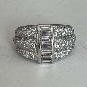 5493- Domed Ring White Gold Diamonds 1.70 Ct