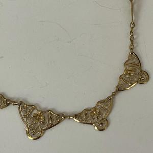 5539- Filigree Yellow Gold Drapery Necklace