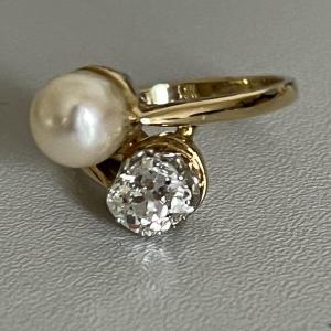 5596- Bague Toi & Moi Or Jaune Diamant 0,90 Ct Et Perle