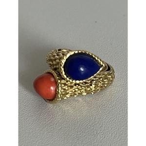 6663- You & Me Cocktail Ring Yellow Gold Coral Lapis Lazuli