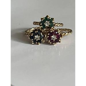 6758- Set Of 3 Yellow Gold Rings With Precious Stones