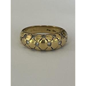 6835- Yellow Gold Diamond Quilted Ring