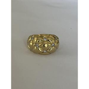 6836- Yellow Gold Diamond Quilted Ring