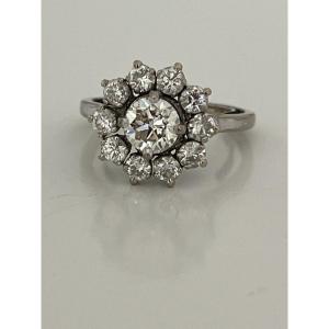 6957- White Gold Marguerite Ring With Diamonds (0.70 Ct In The Center)