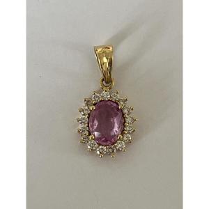 7122 - Yellow Gold Pendant With Pink Sapphire And Diamonds