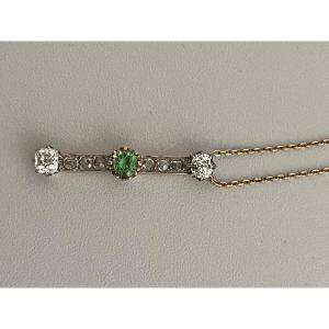 1041 - Yellow Gold Garnet Tsavorite Diamond Pendant With Chain