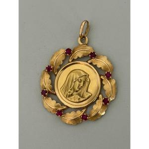 7647- Pendentif Religieux Or Jaune Rubis