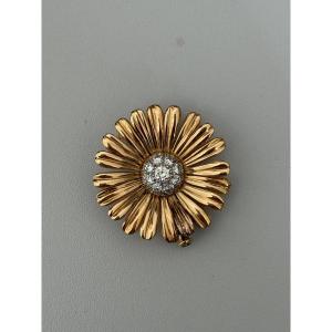 7656- Broche Fleur Vintage Or Jaune Diamants