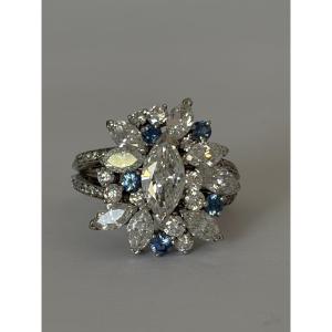 7835 - White Gold Cocktail Ring With 3.30 Ct Diamonds And Sapphires