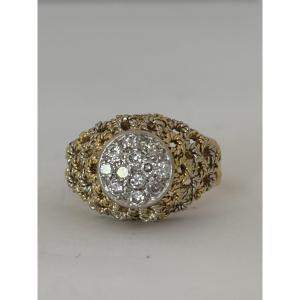 8032 - Vintage Twisted Yellow Gold And Diamond Ring