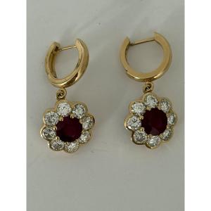 8086- Boucles d'Oreilles Vintage Or Jaune Rubis Rouge Vif Diamants