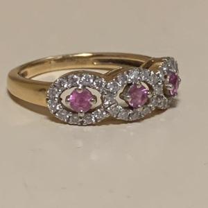 2753- Bague Or Jaune Saphirs Roses Diamants