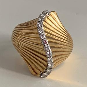 3438 – Yellow Gold Diamond Ring