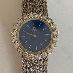 3268 – Ladies Omega White Gold Diamonds Watch