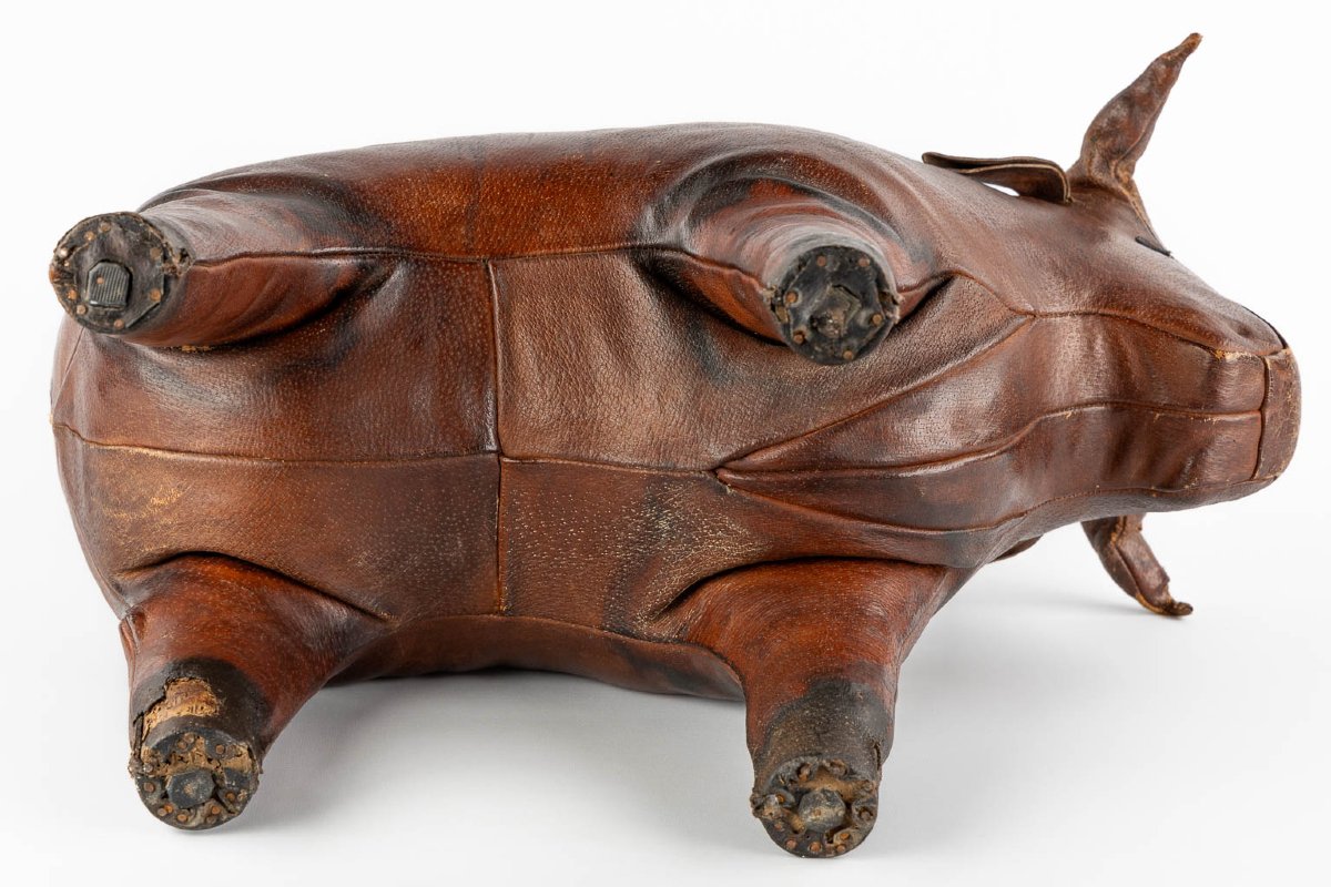 Pouf Taureau Par Dimitri Omersa Pour Liberty -photo-1