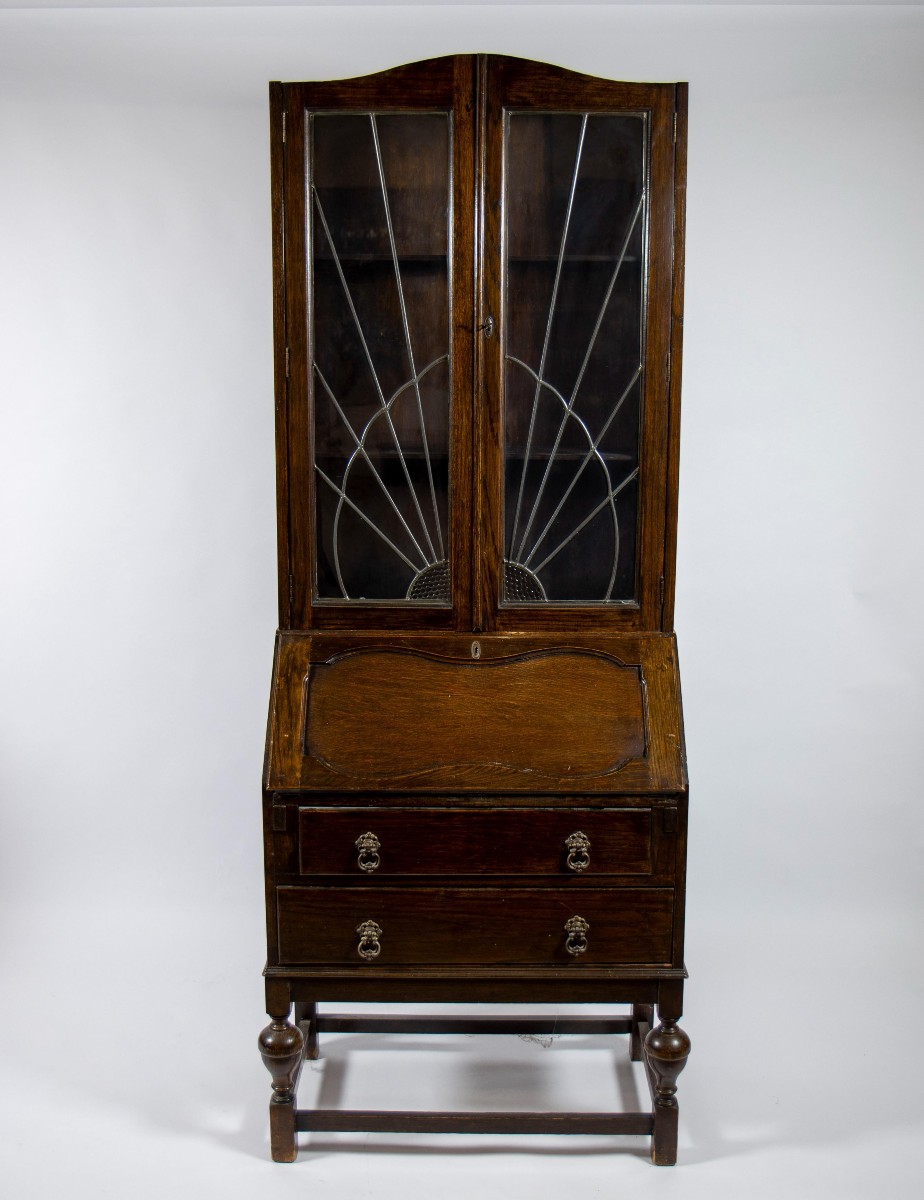 Display Cabinet Withwriting Desk
