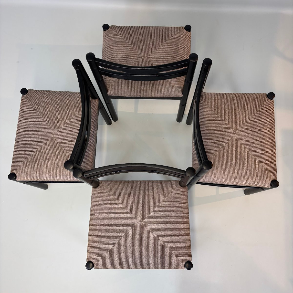 Lot de 6 chaises de salle à manger De Coene Frères. -photo-5