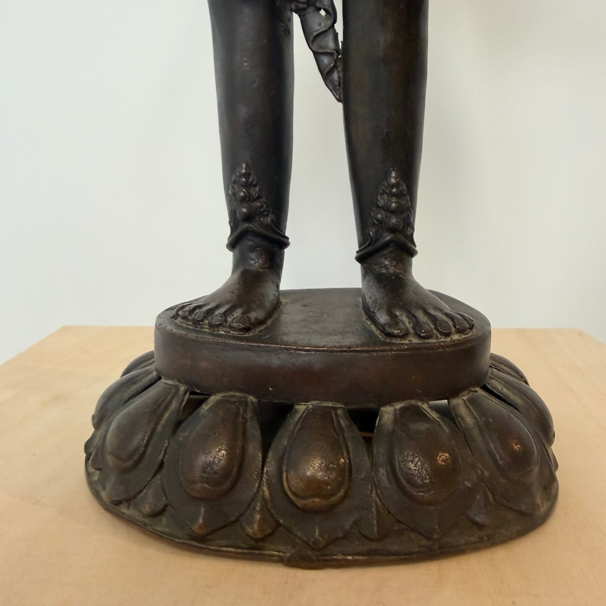 Statue tibétaine en bronze représentant le Bodhisattva-photo-3