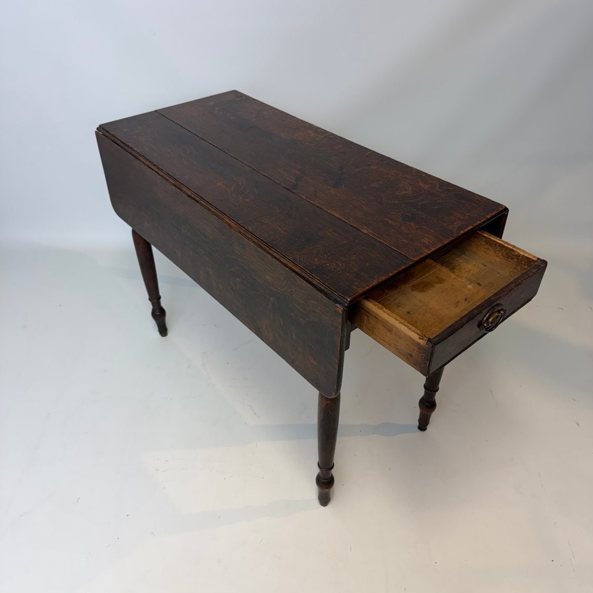 Antique Pembroke Table-photo-2