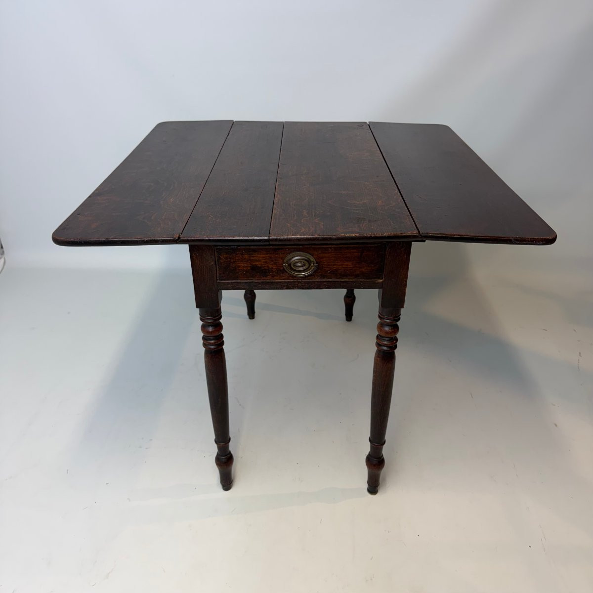 Antique Pembroke Table-photo-3