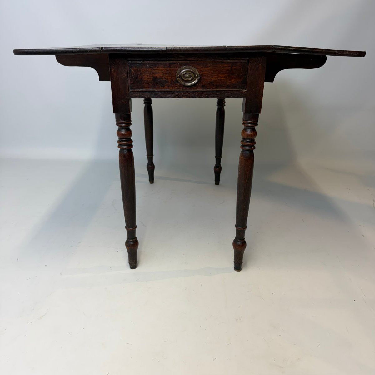 Antique Pembroke Table-photo-7