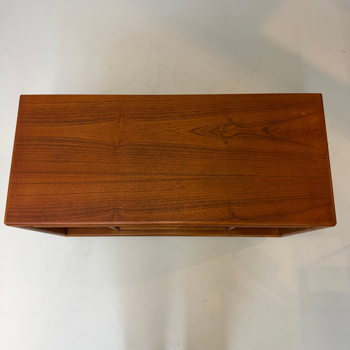 Scandinavian Mid-century Multimedia Cabinet  -photo-5