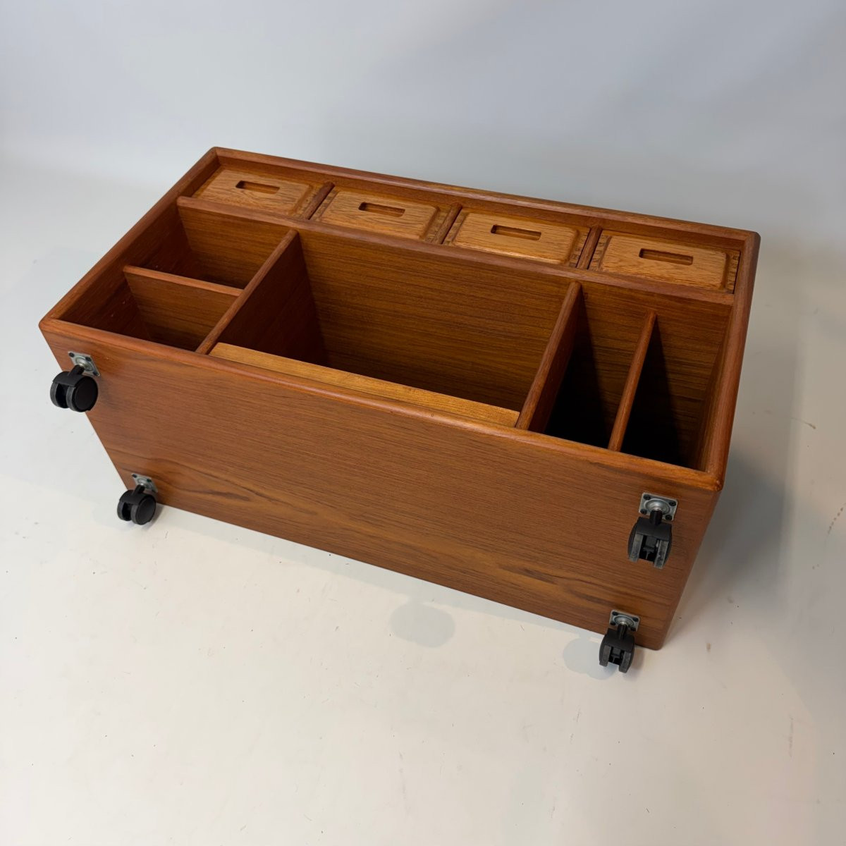 Scandinavian Mid-century Multimedia Cabinet  -photo-6