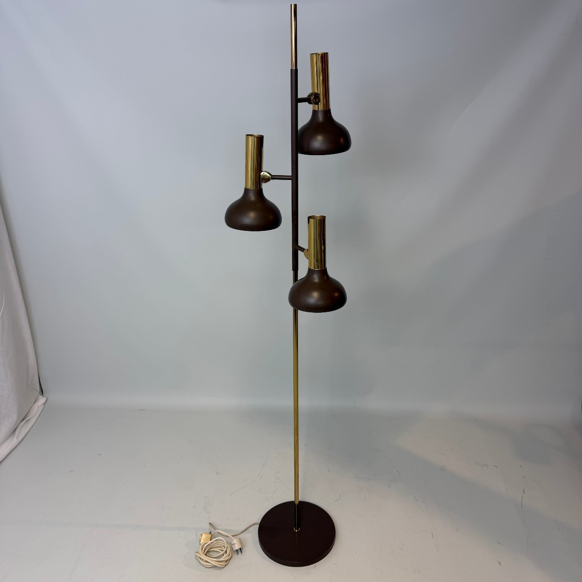 Lampadaire réglable par Cosack Leuchten