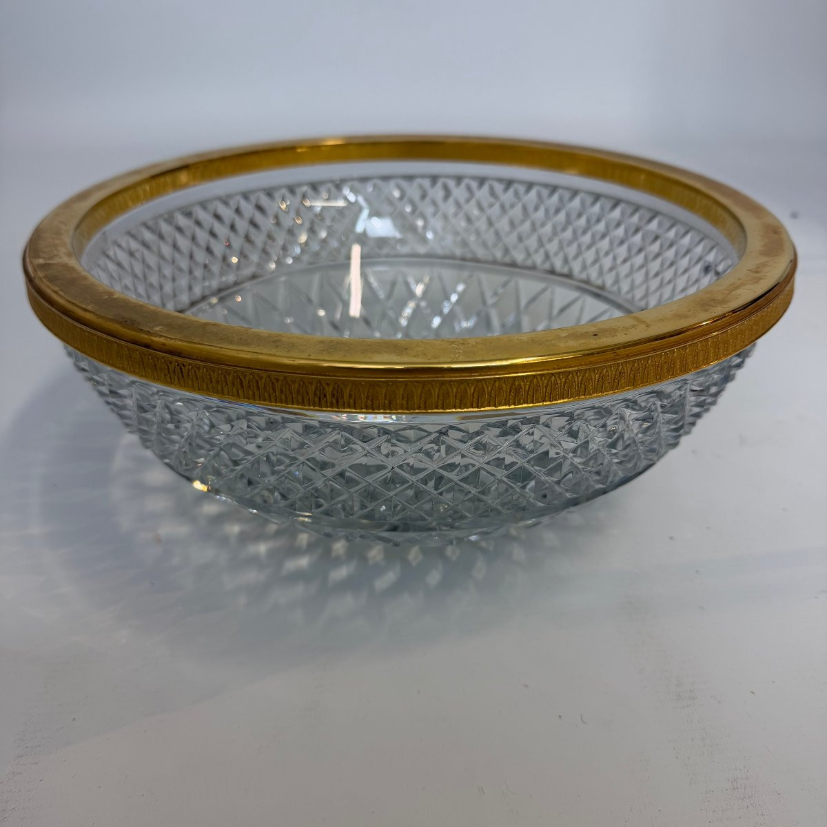 Bol en cristal ancien avec bordure dorée. -photo-2
