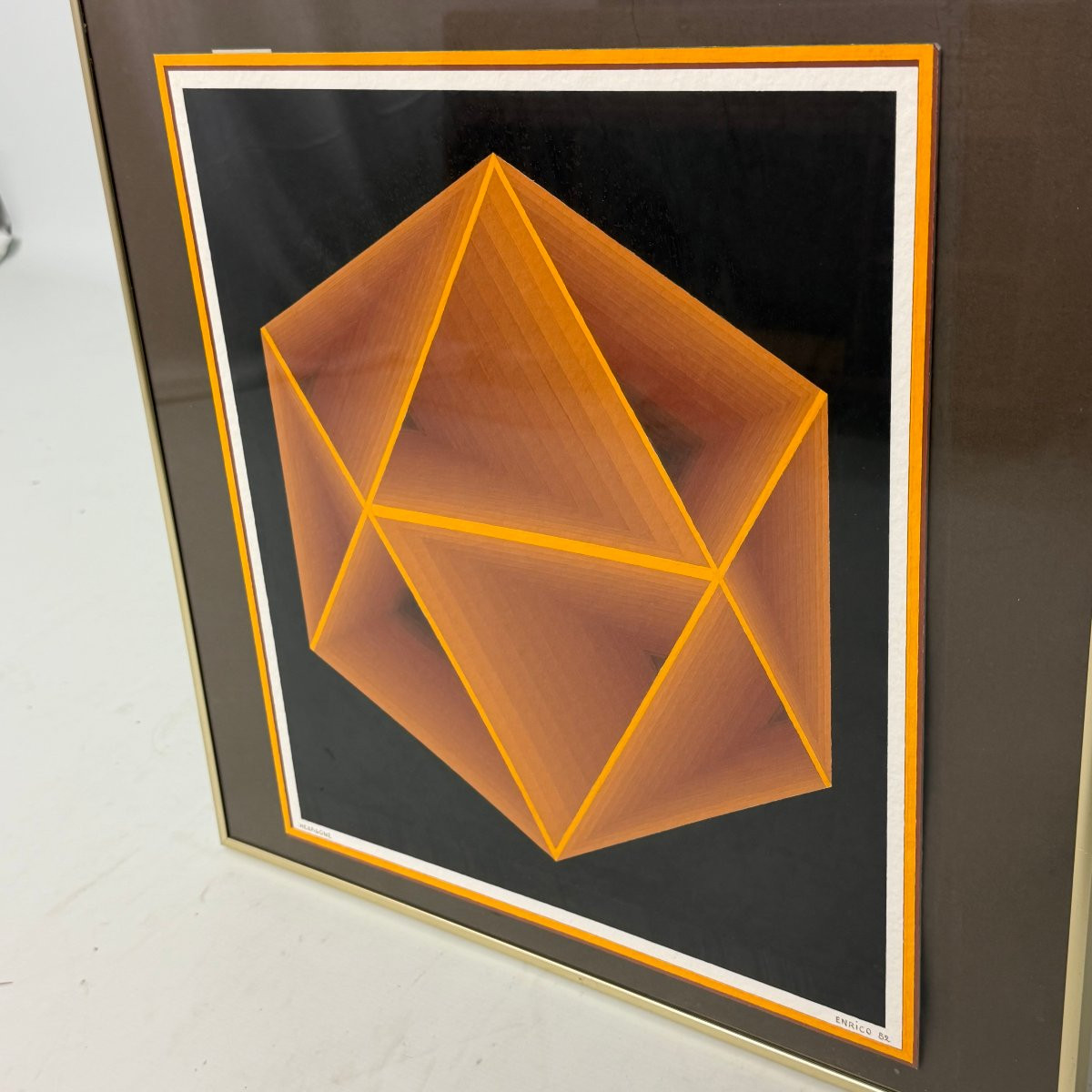 Op art « Hexagone » par Enrico-photo-3