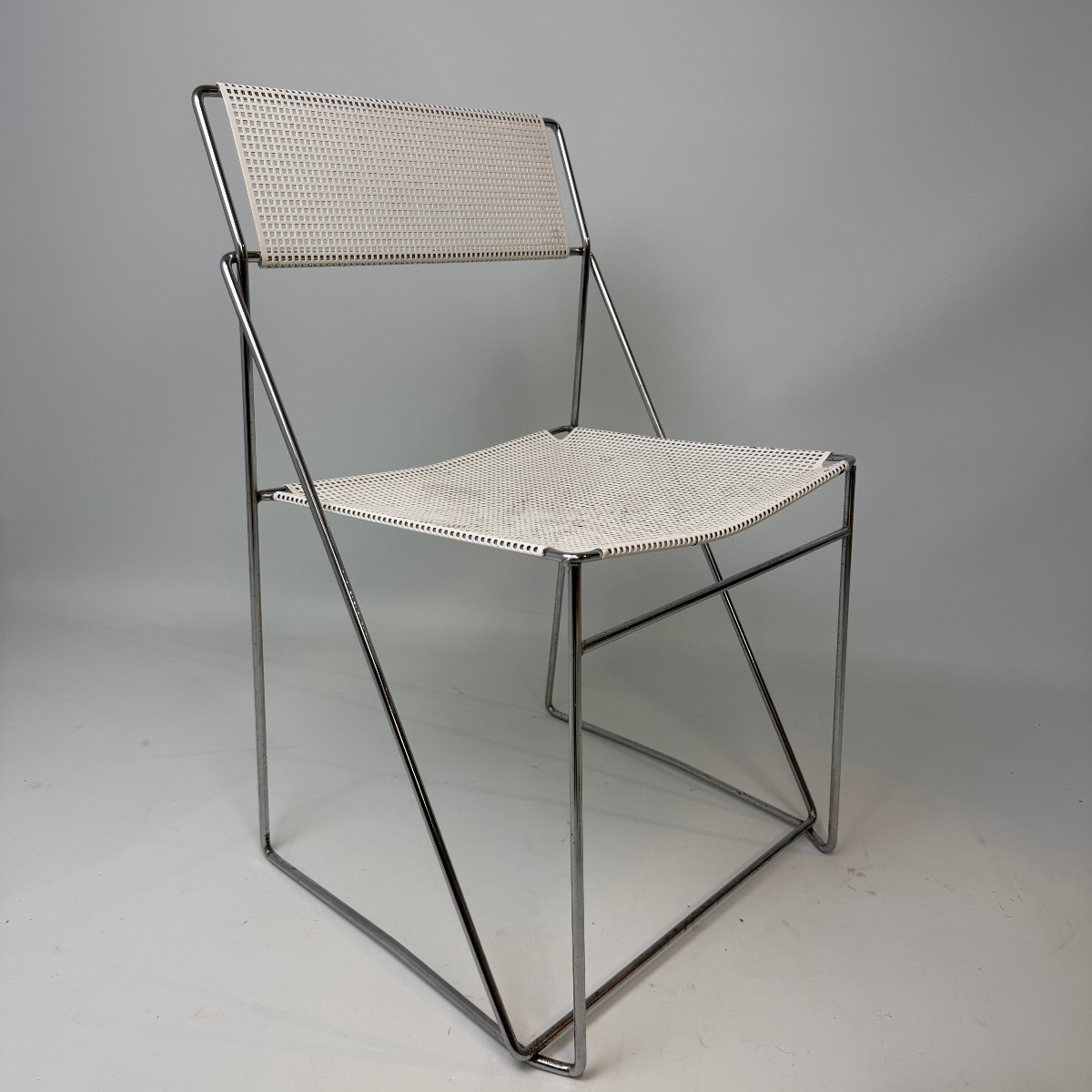Nuova X-line Chair By Niels Jorgen Haugesen For Hybodan 