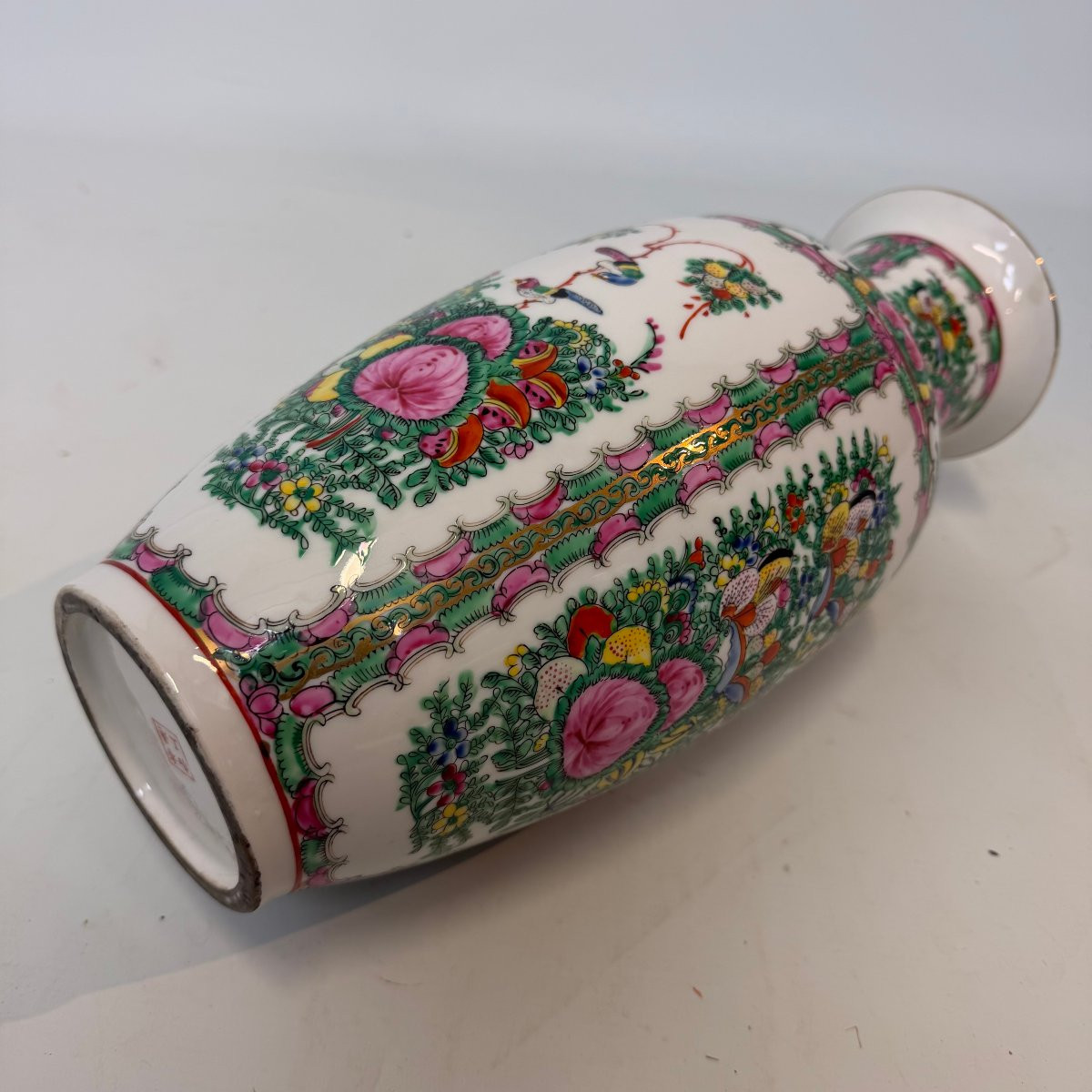Porcelain Vase With Gilded Rim-photo-5