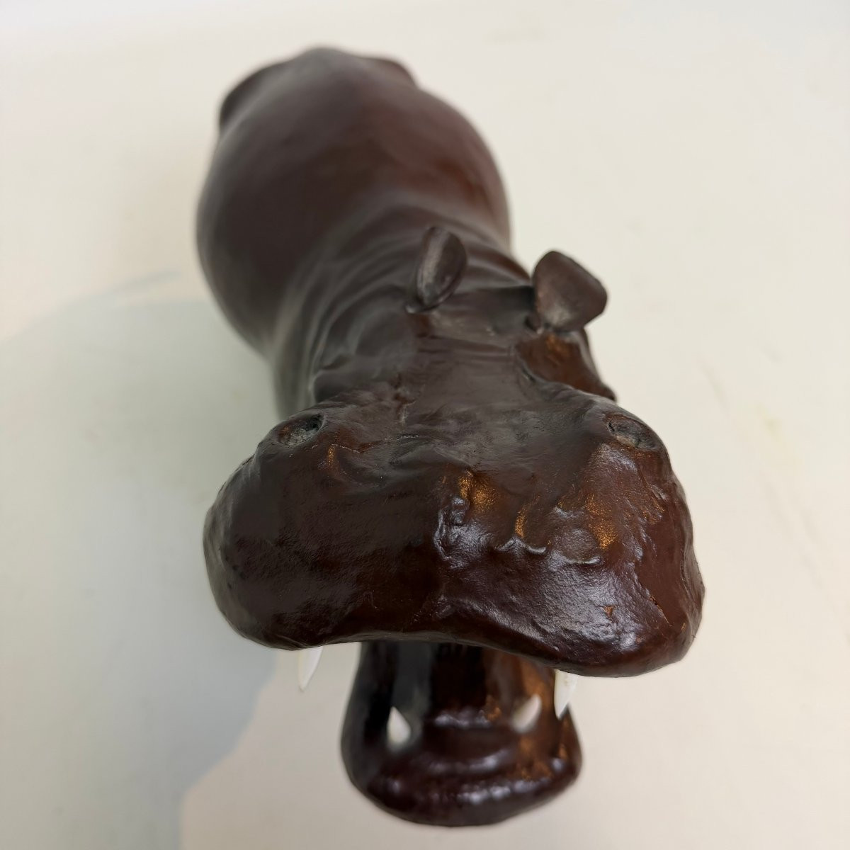 Hippopotame en cuir du milieu du siècle-photo-4